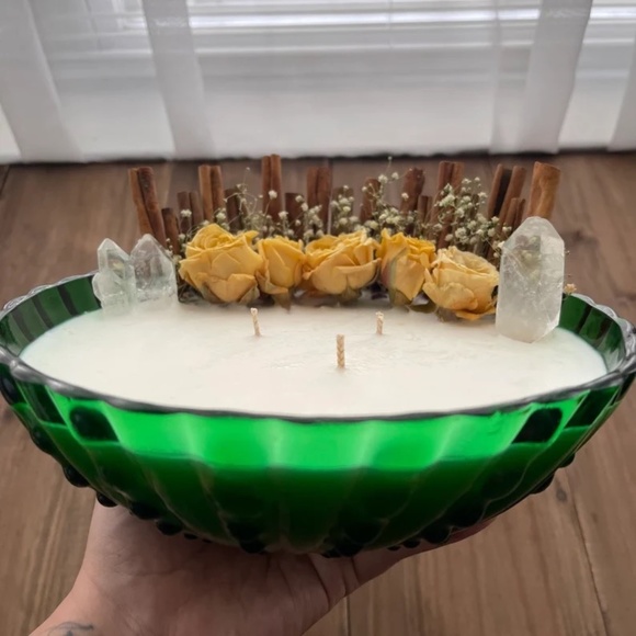 Christmas Tree Candle - Christmas Candle - Soy Wax Candle - Holiday Candle - Picture 1 of 7